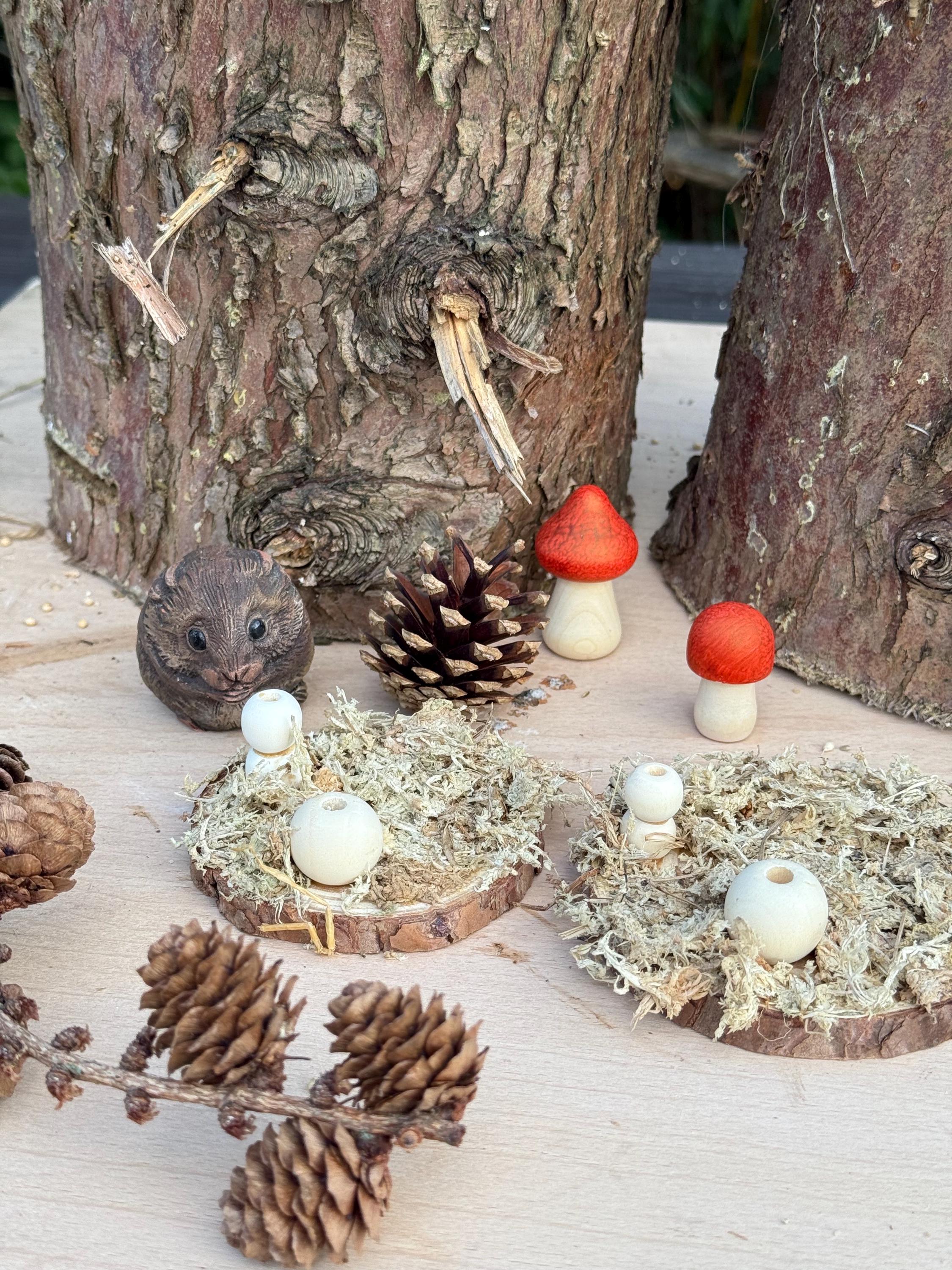 Moss Covered Hamster Spray Holder: Natural Foraging Enrichment