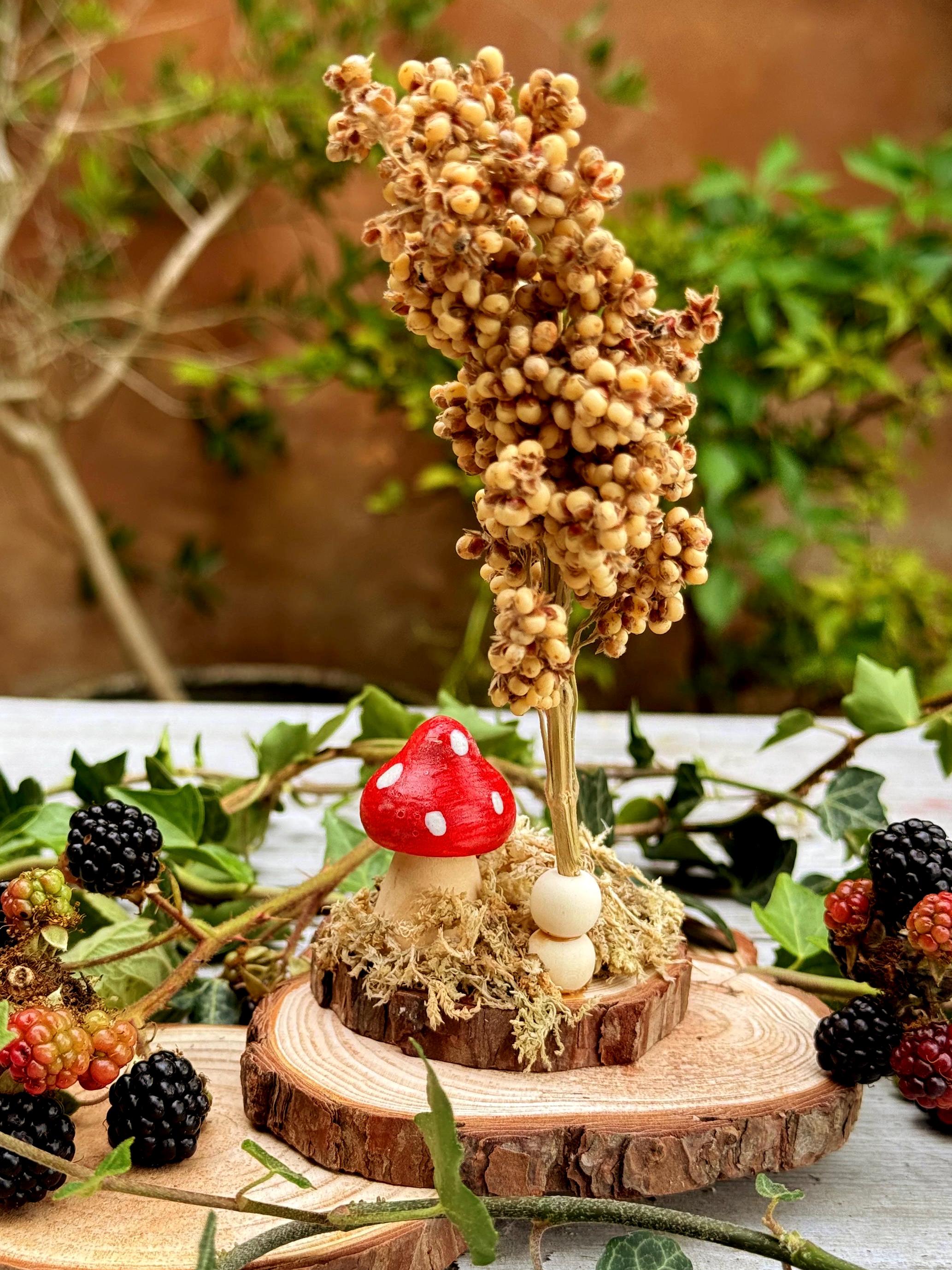 Woodland Moss Mushroom Spray Holder: Hamster Enrichment, Natural Decor