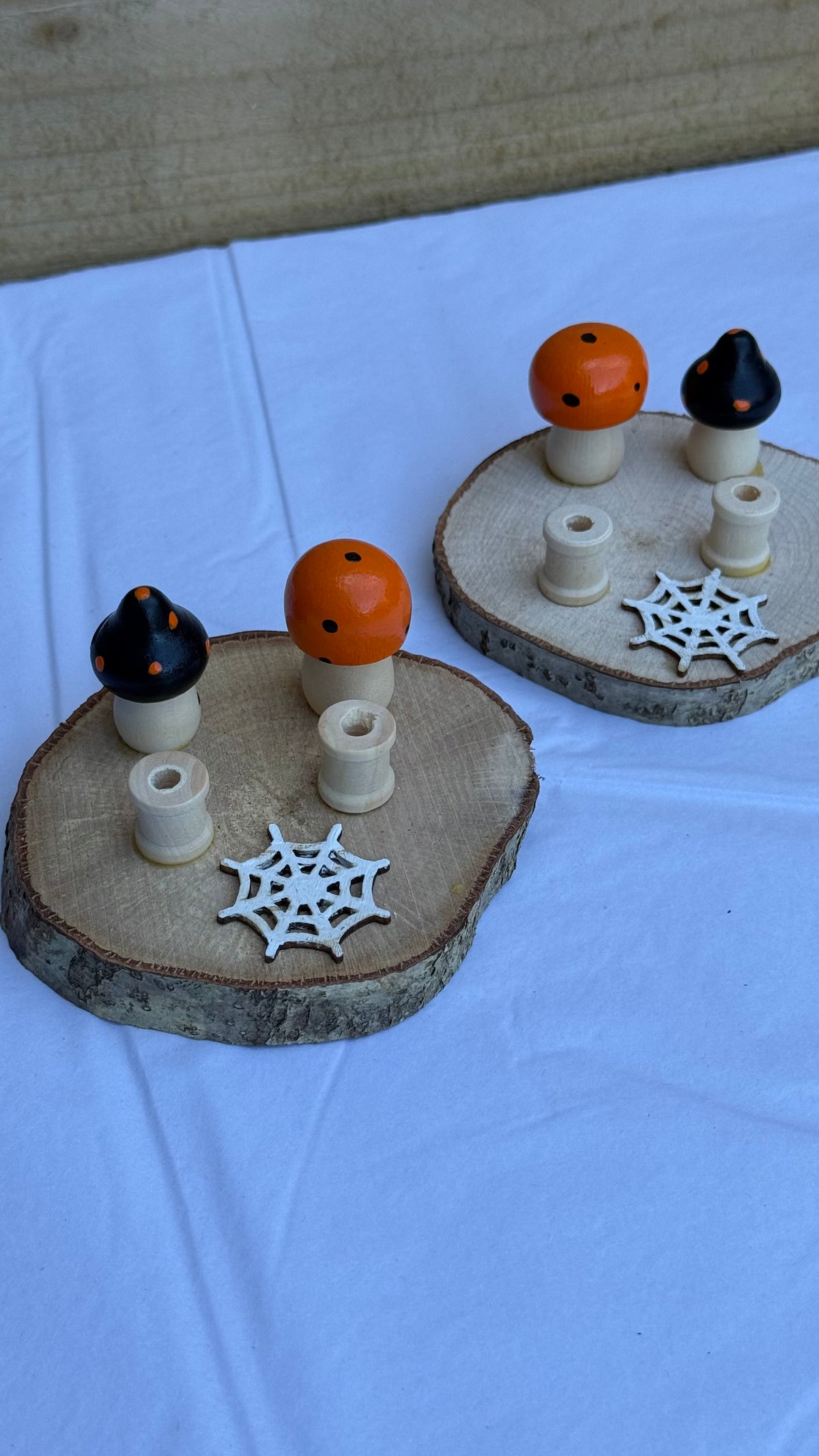 Halloween spooky toadstool spray holder for hamster cages