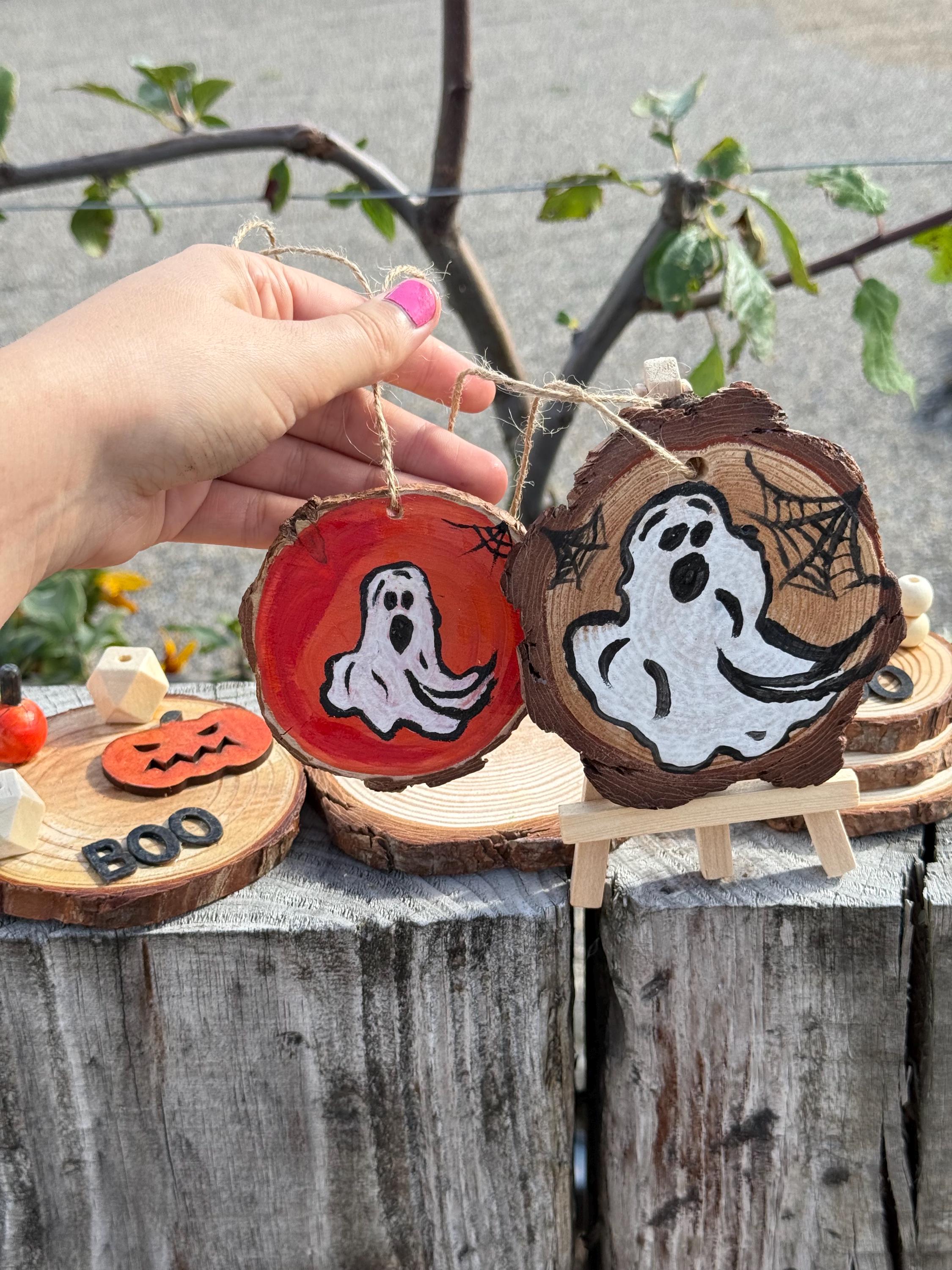 Hand Painted Ghost Wooden Slice Ornament: Rustic Halloween Decor