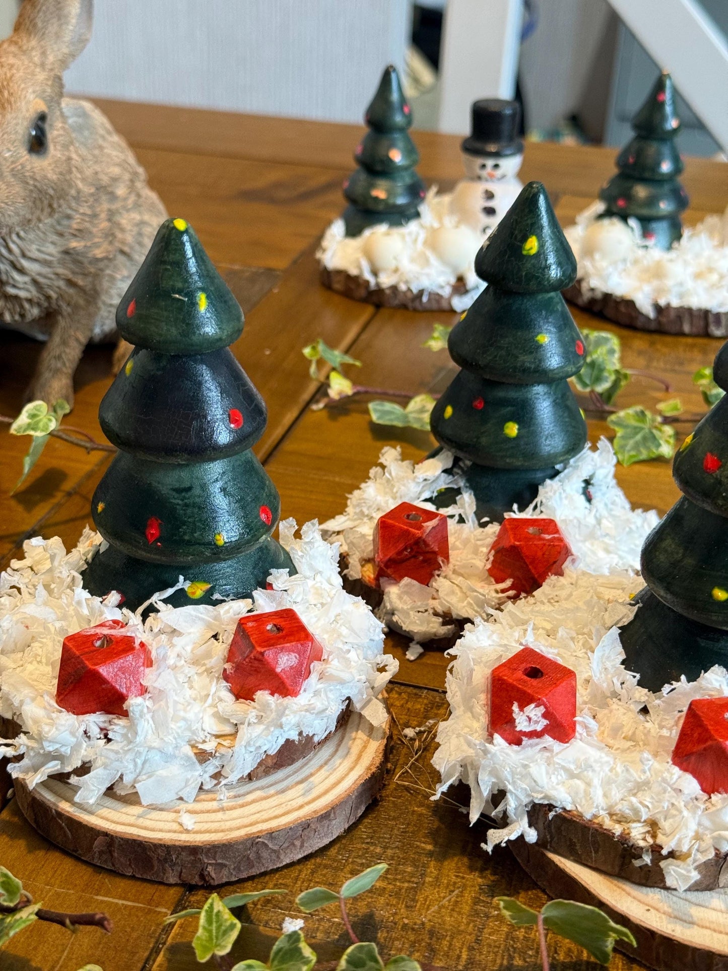 Christmas Hamster Forage Holder: Festive Cage Chew Toy