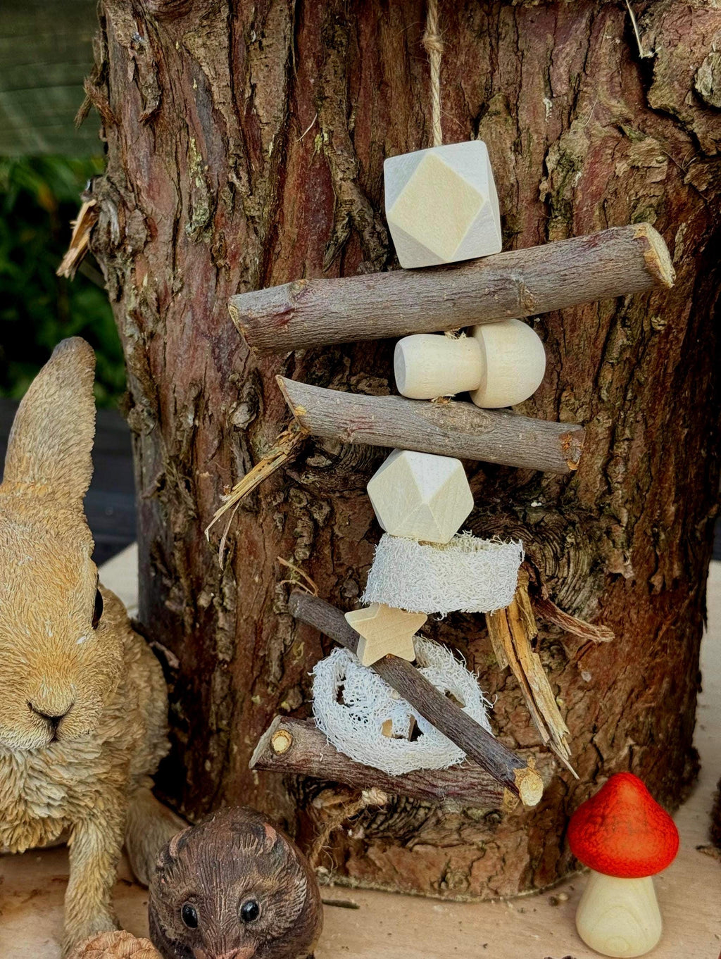 Hanging Garland Apple Sticks & Loofah For Hamsters, Rabbits, Guineapigs