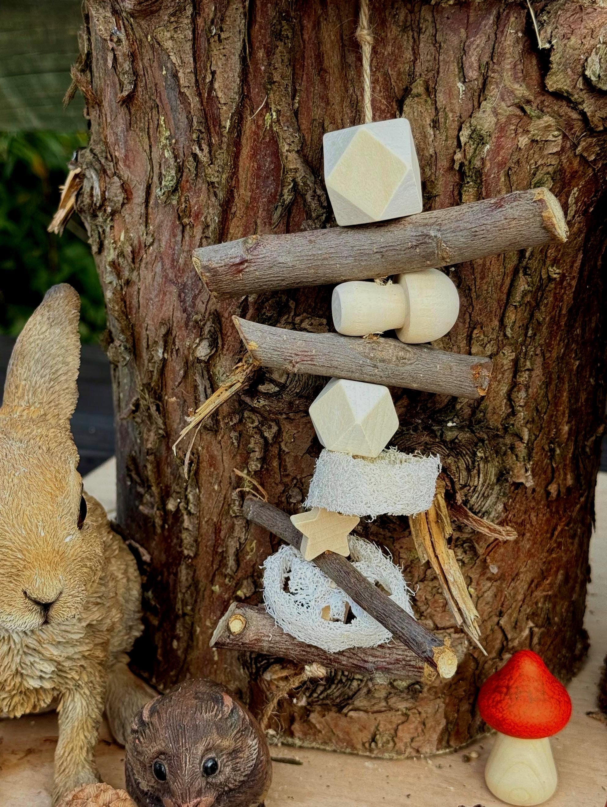 Hanging Garland Apple Sticks & Loofah For Hamsters, Rabbits, Guineapigs