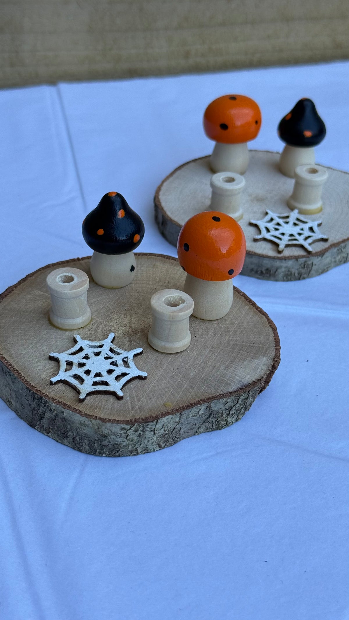 Halloween spooky toadstool spray holder for hamster cages