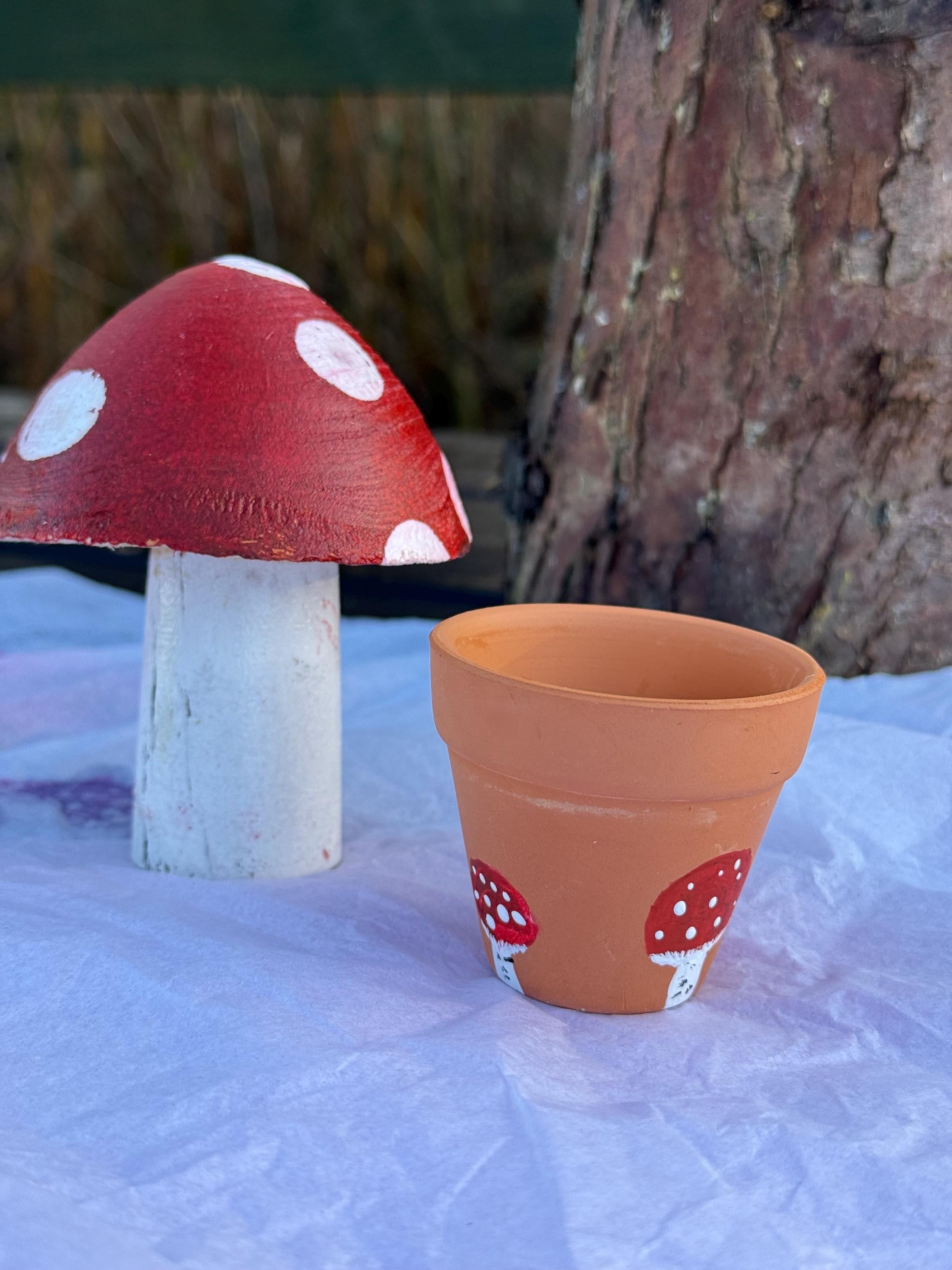 Hand-Painted Toadatool Mini Plant Pot For Small Animals Whimsical Decor