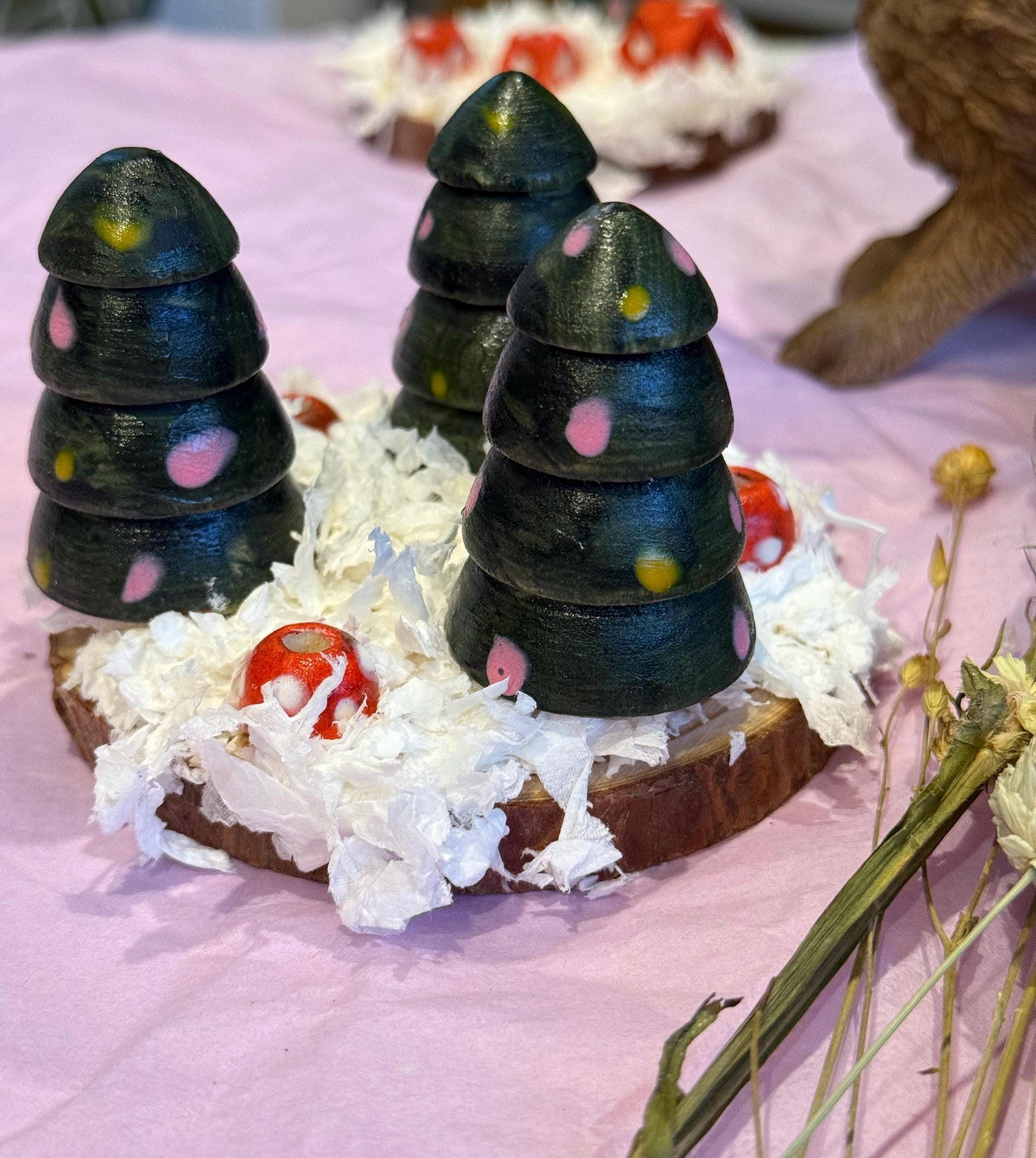 Christmas Hamster Spray Holder Festive Cage Chew Toy