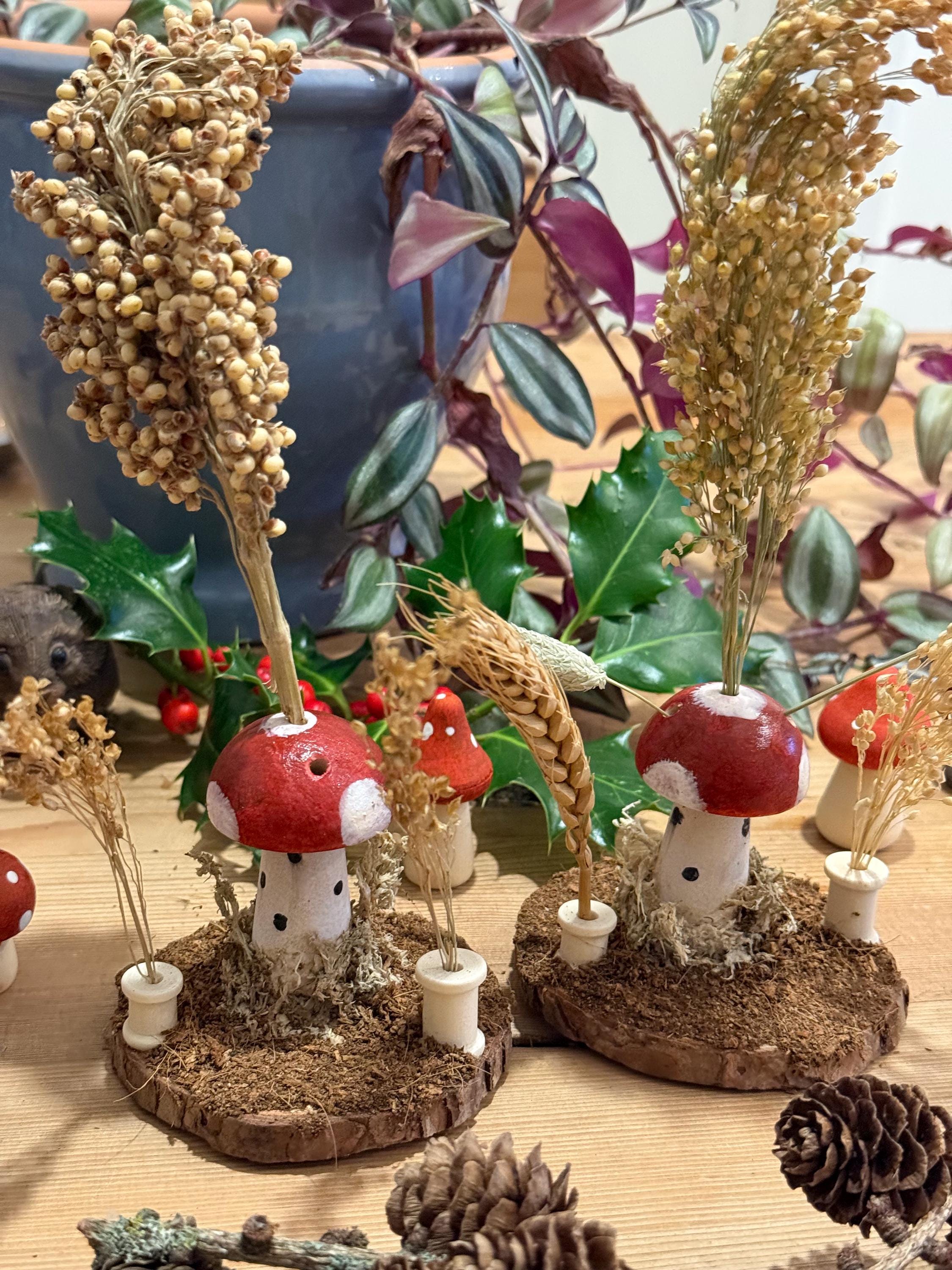 Fairy Garden Woodland Red Toadstool Spray Holder Enrichment For Hamsters And Small Animals