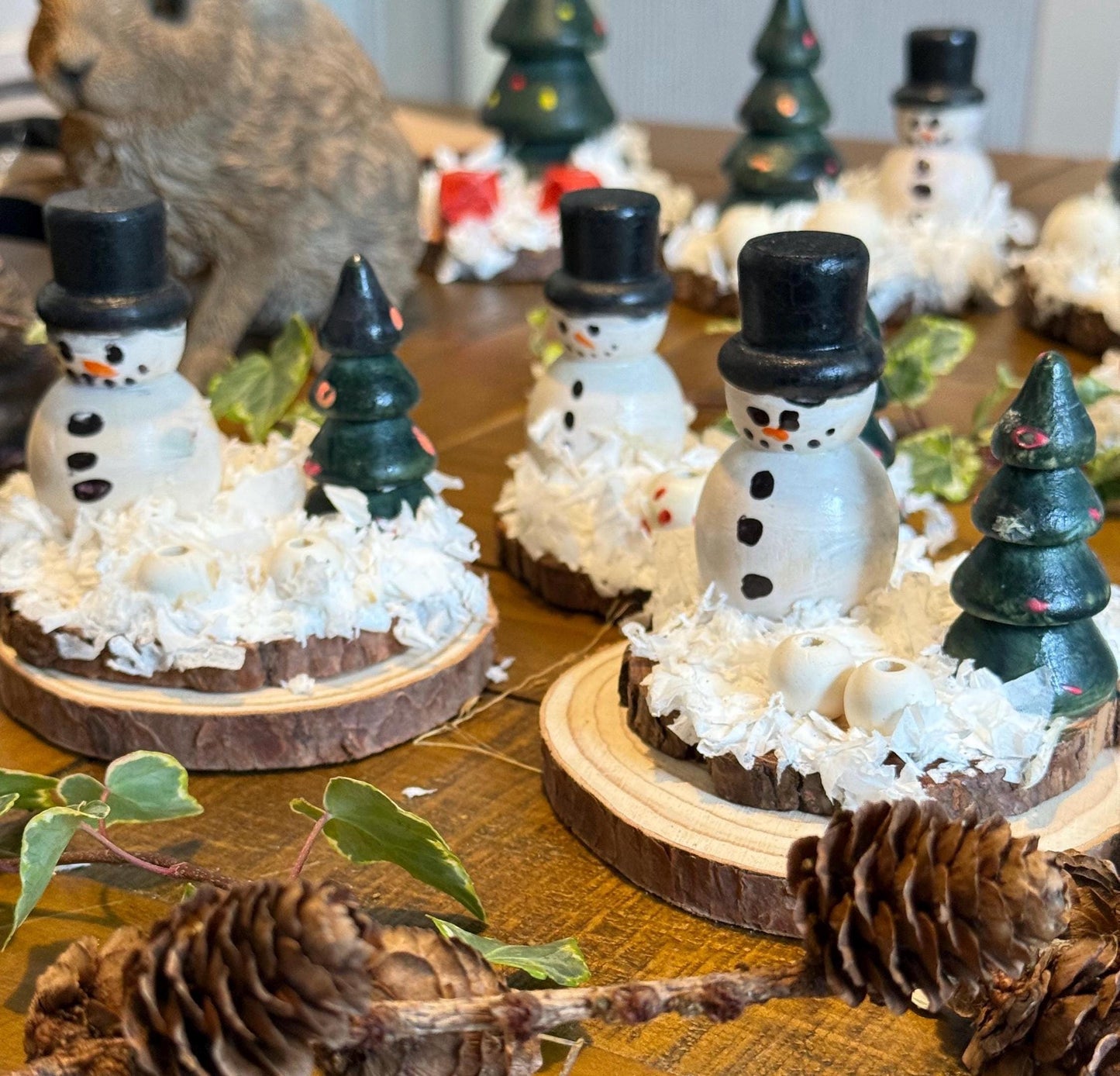 Christmas Hamster Forage Holder: Handmade Festive Cage Decor
