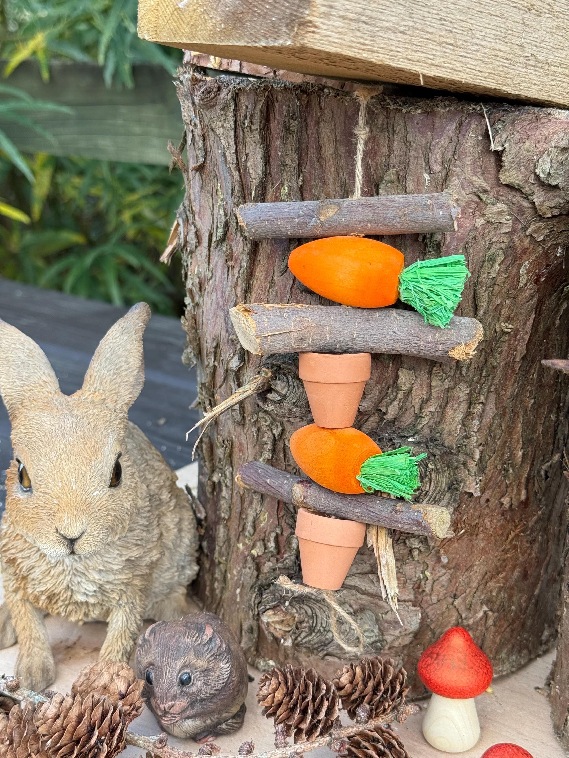 Hanging Pots, Carrot & Apple Sticks Chew Toy Garland For Hamsters, Rabbits, Guineapigs