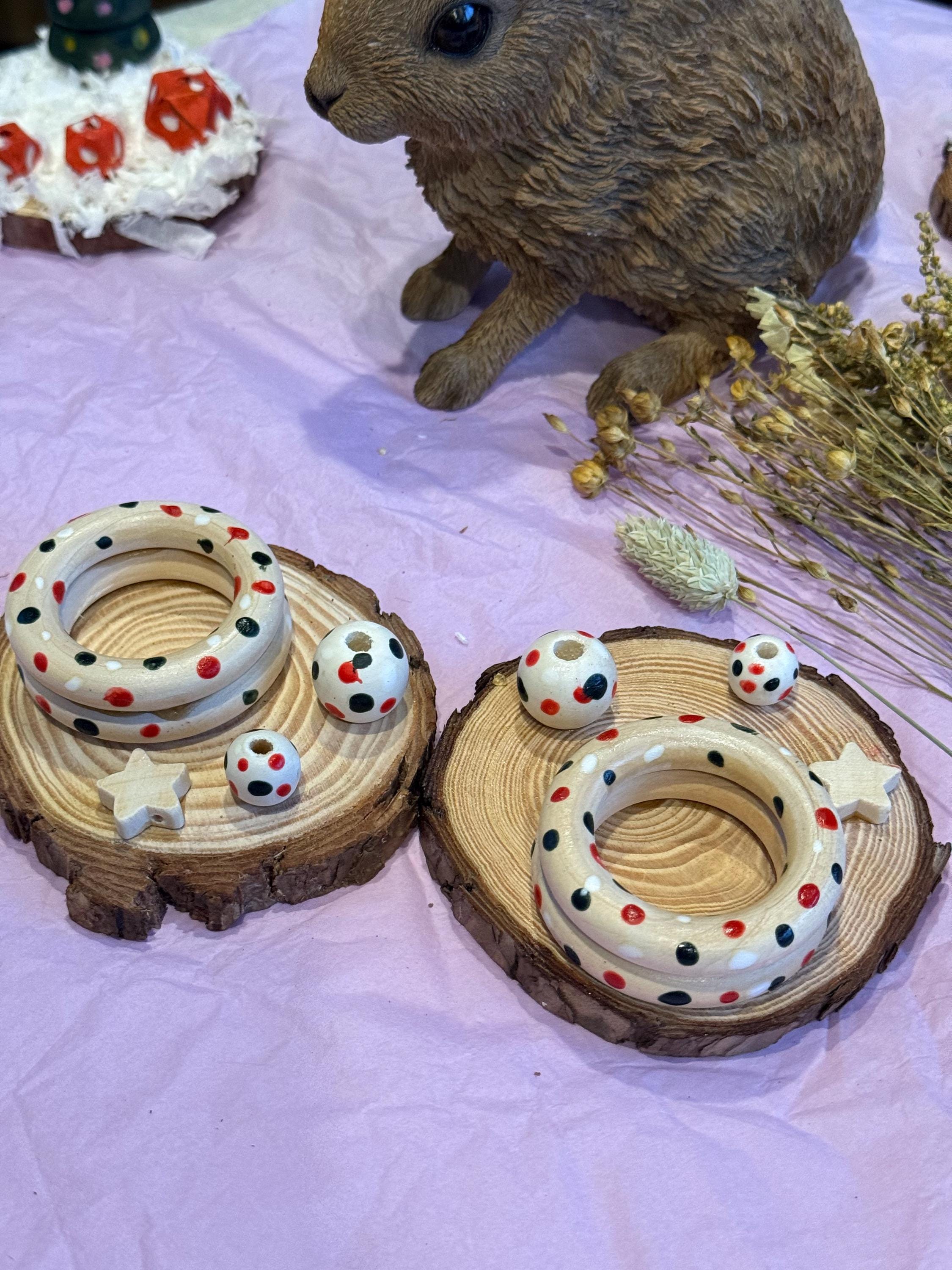 Christmas Spray and Treat Holder For Hamsters