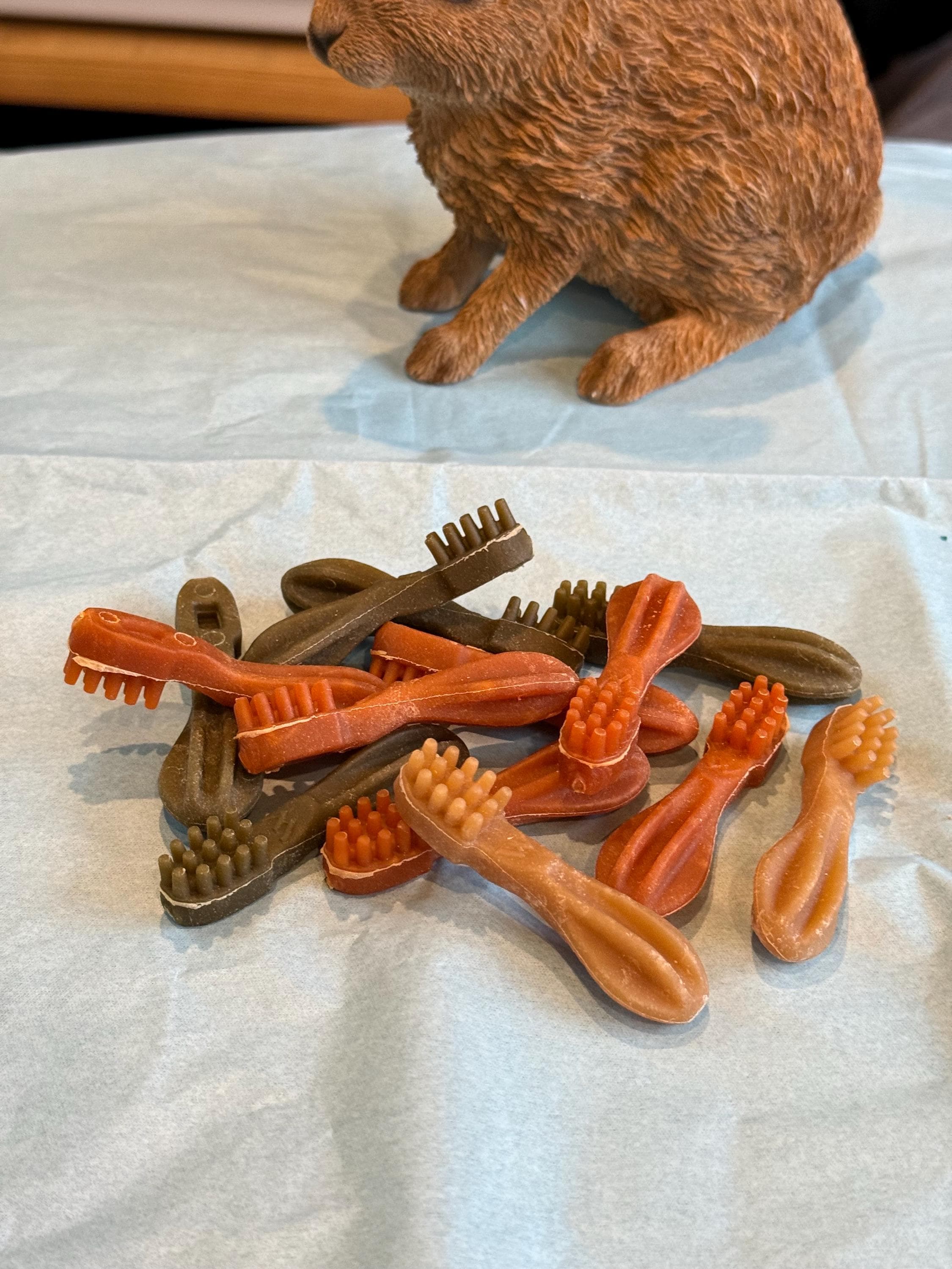XS Whimzee Toothbrush Chews For Hamsters, Gerbils, Rats & Puppies