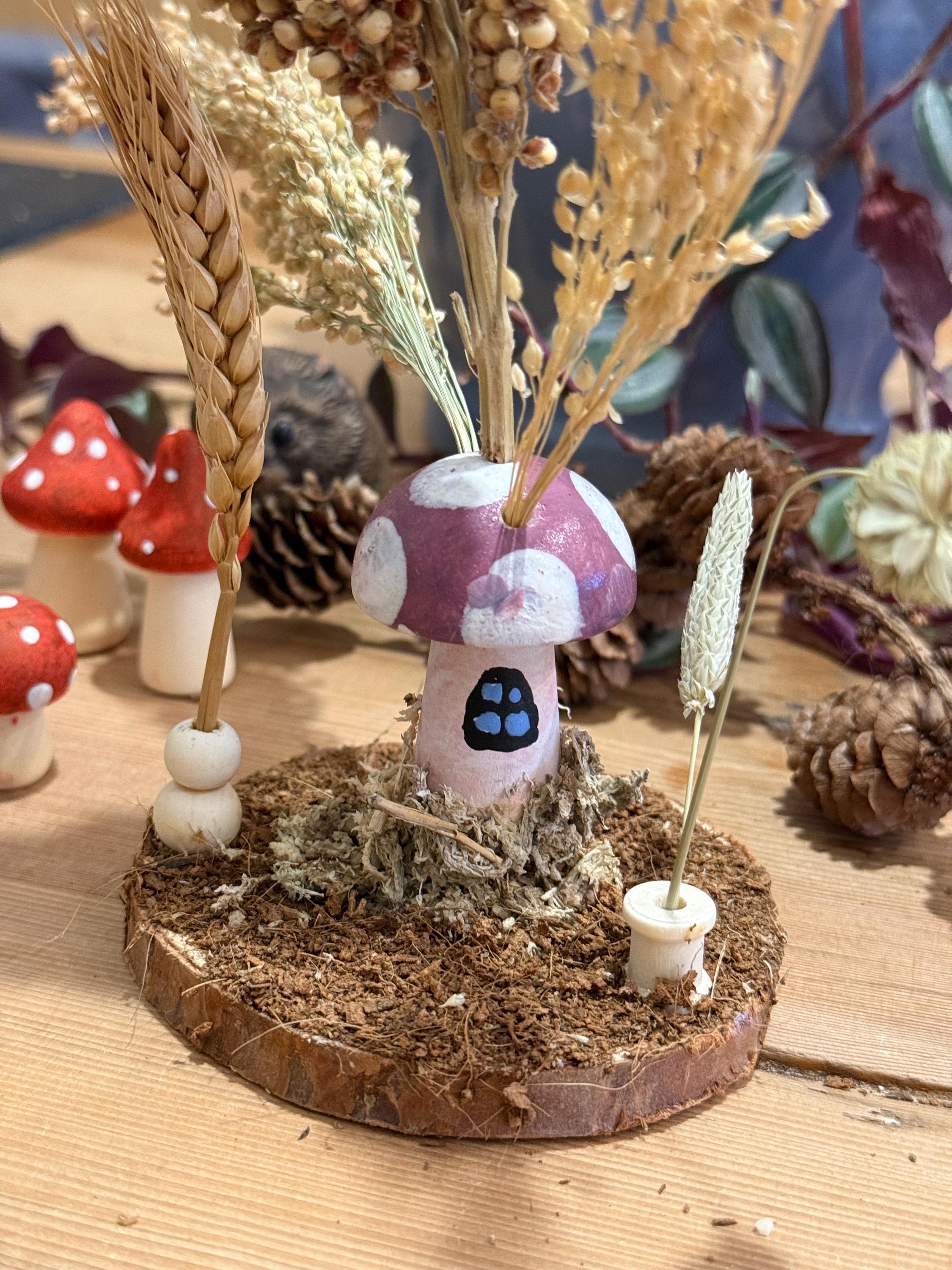 Fairy Garden Woodland Purple Toadstool Spray Holder Enrichment For Hamsters And Small Animals