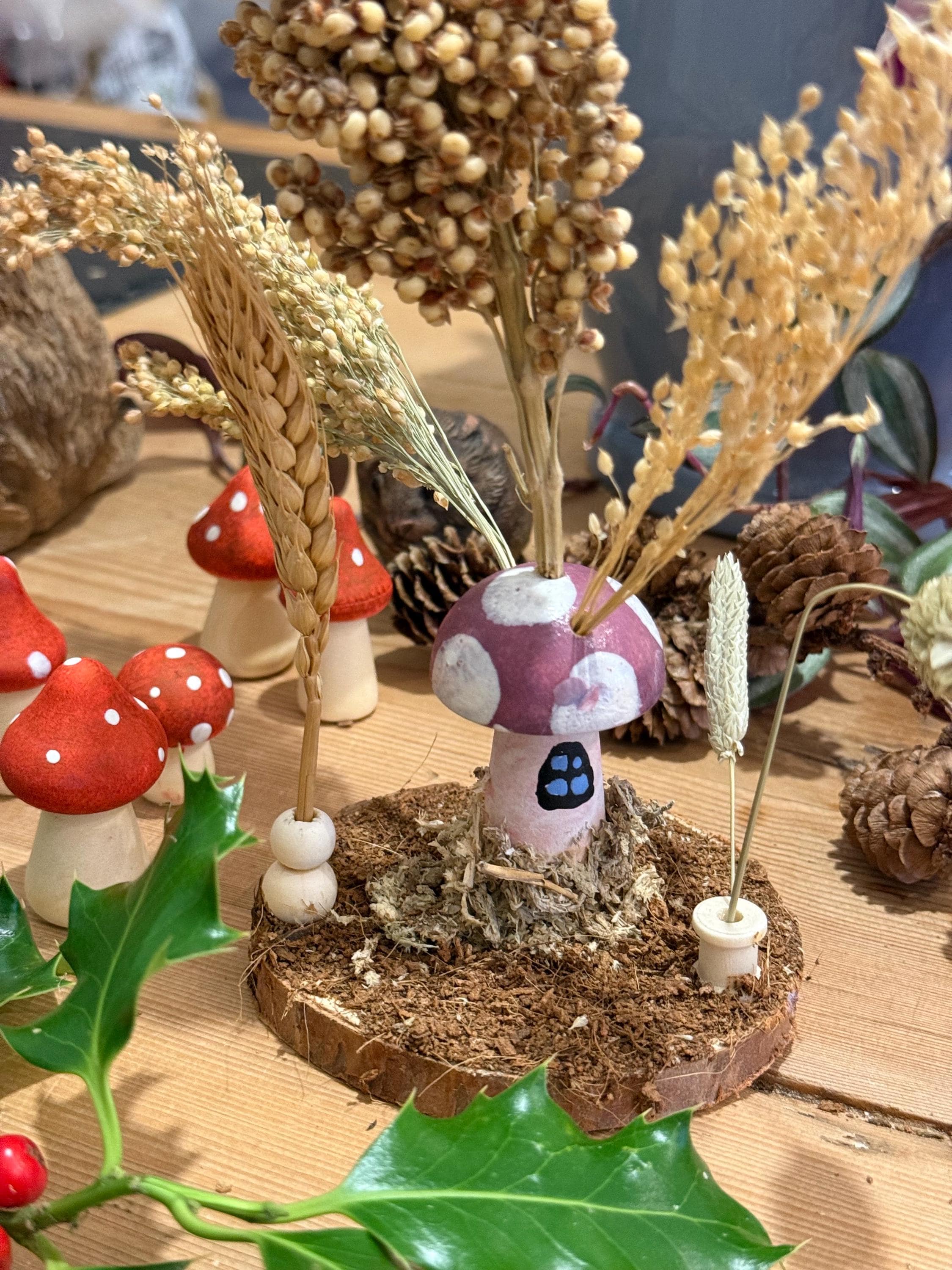 Fairy Garden Woodland Purple Toadstool Spray Holder Enrichment For Hamsters And Small Animals