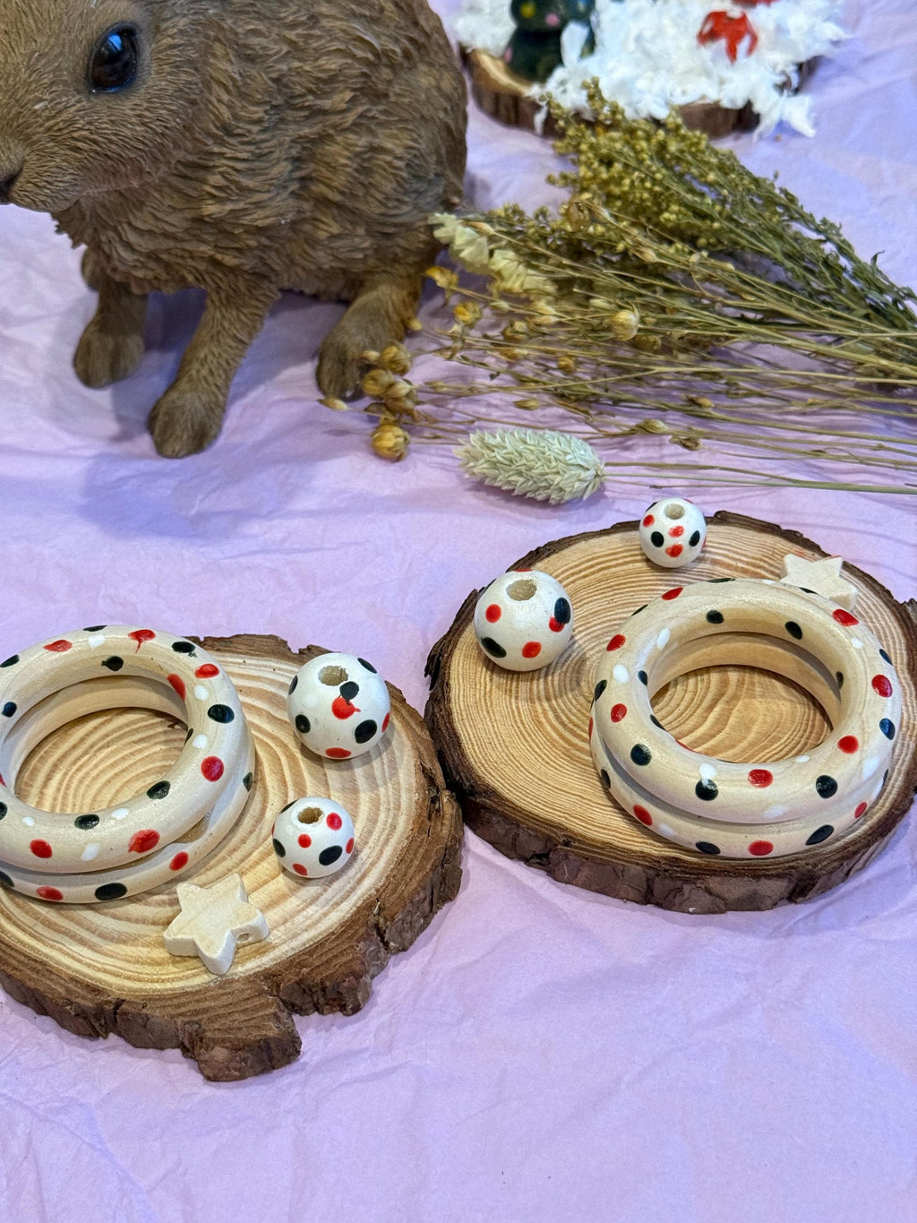 Christmas Spray and Treat Holder For Hamsters