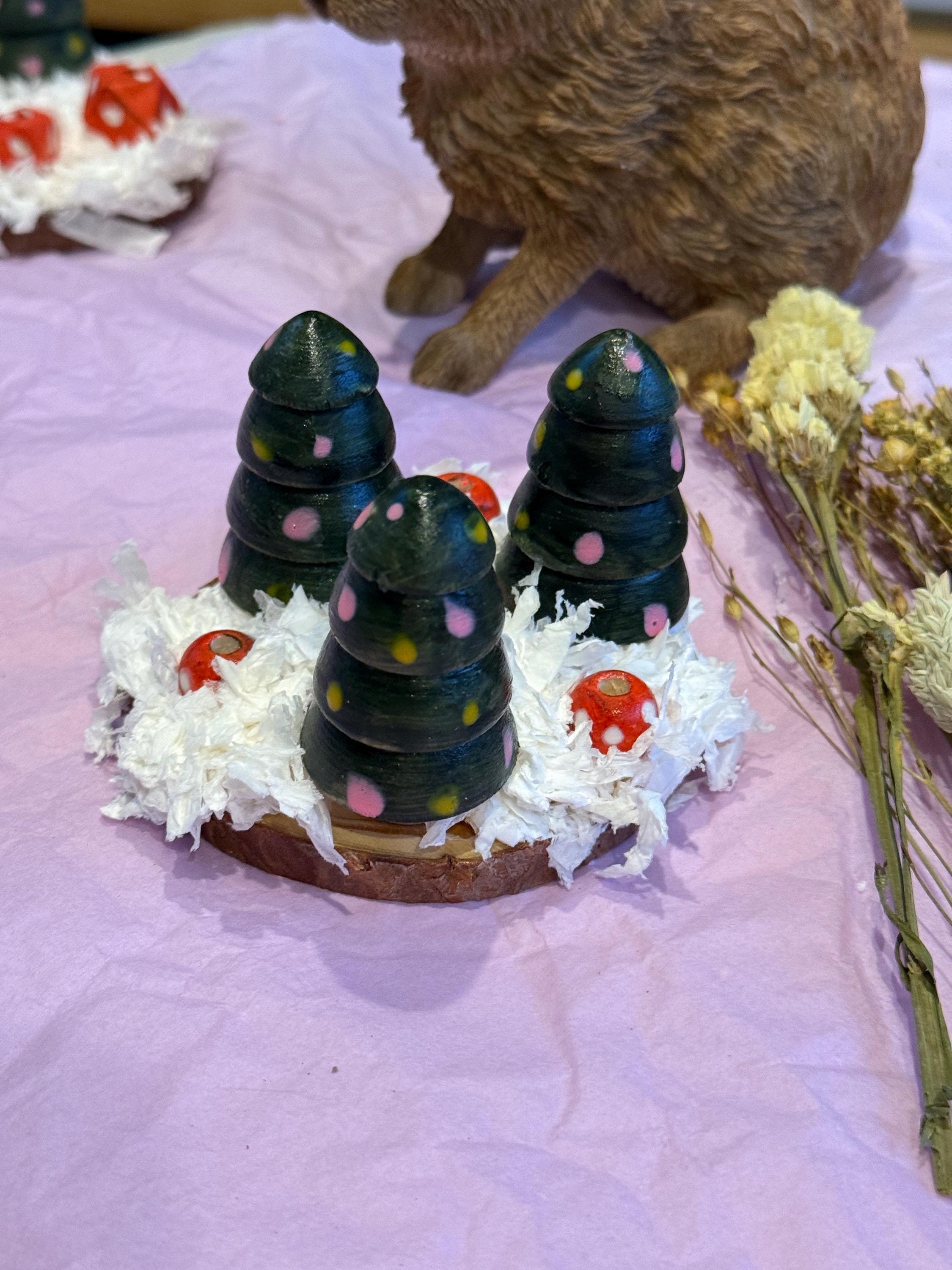 Christmas Hamster Spray Holder Festive Cage Chew Toy