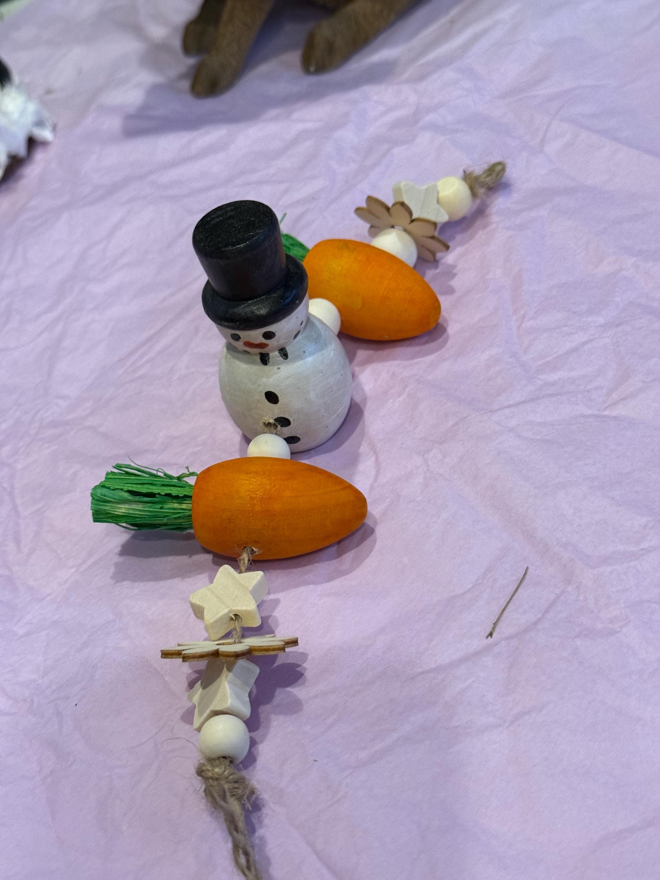 Snowman Christmas Wooden Hamster Chew Toy Hanging Garland Safe Untreated Wood