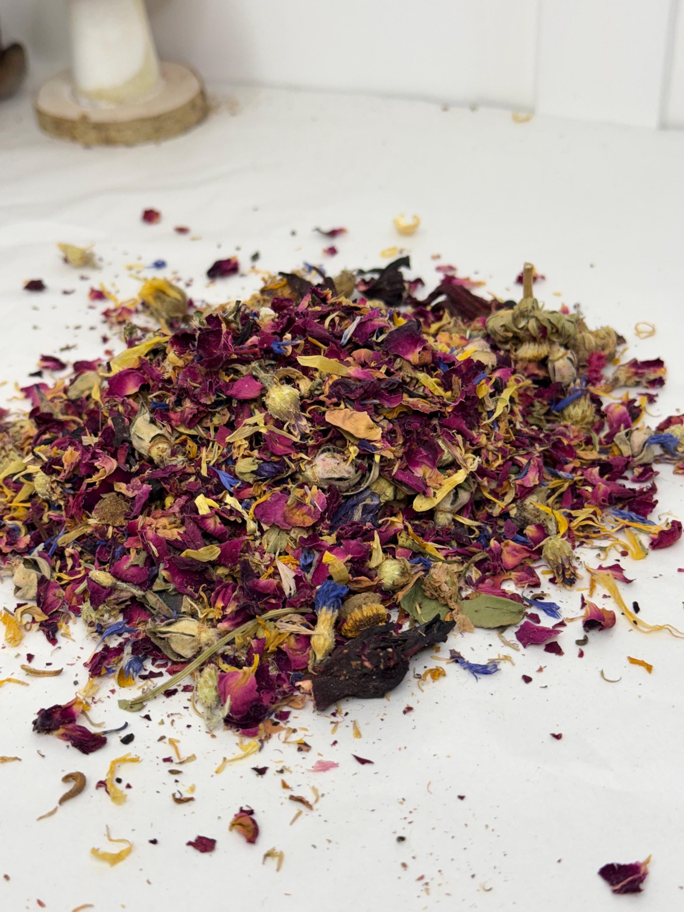 Rose Petal Mixed Forage For Small Animals