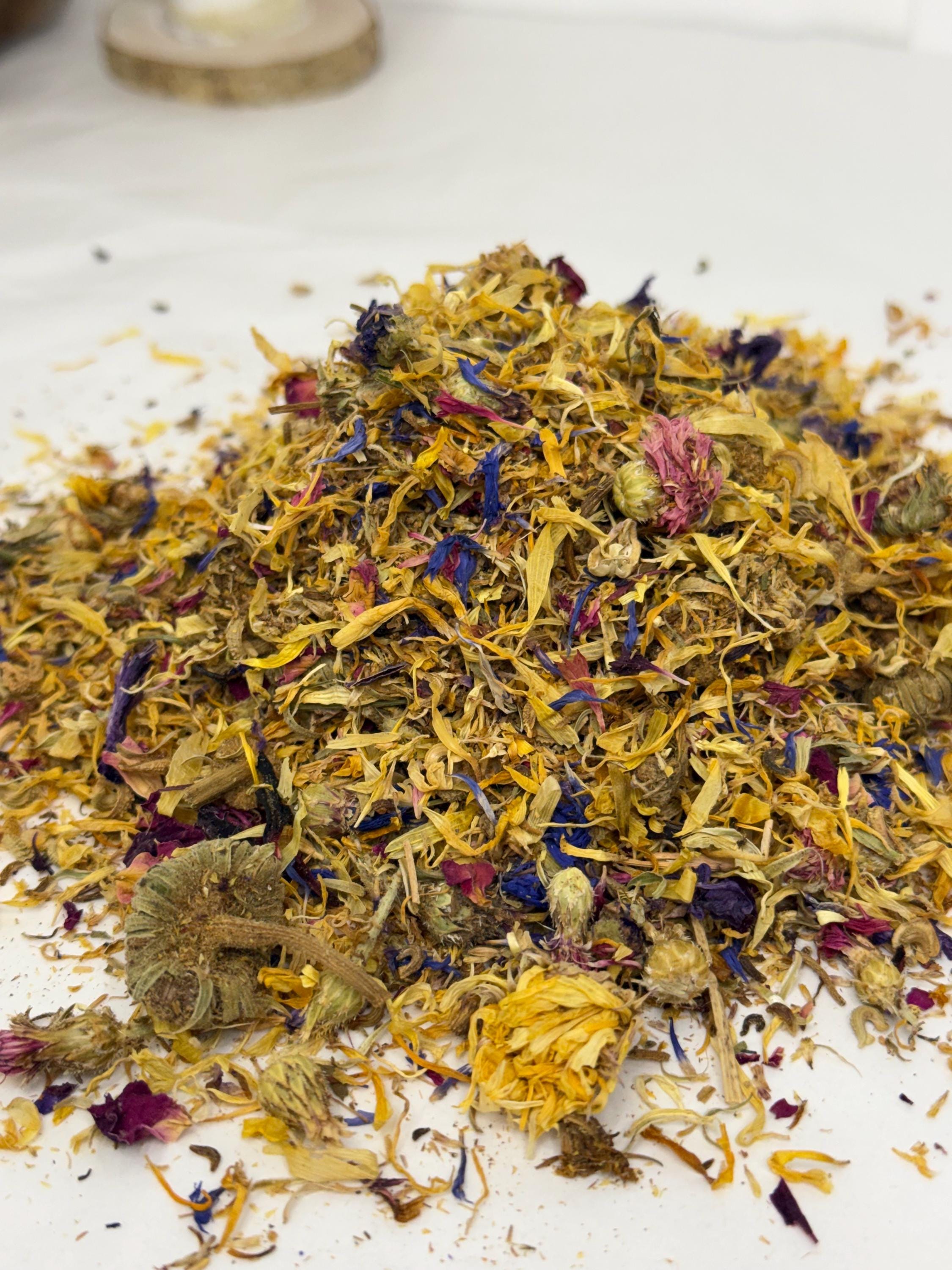 Yellow Petal Mixed Forage For Small Animals